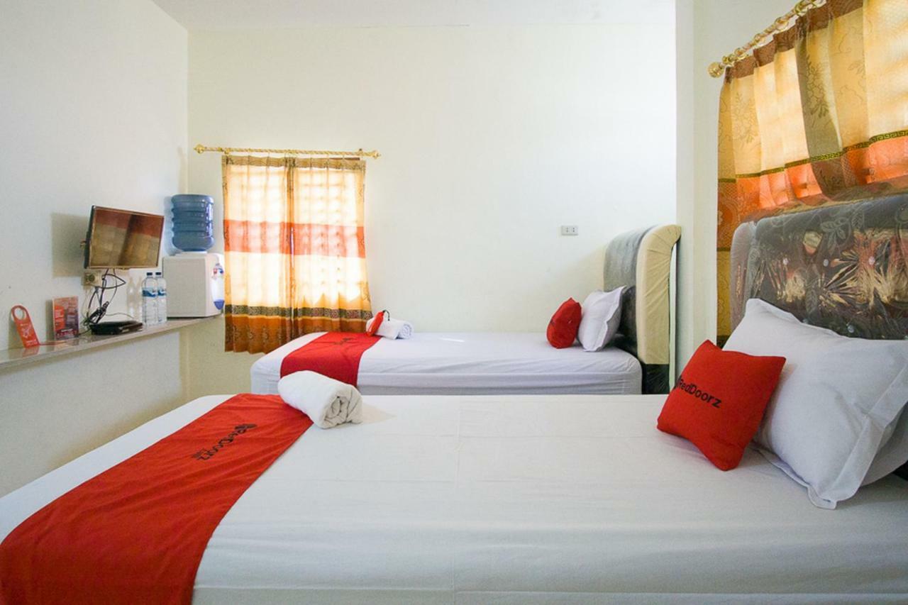 Reddoorz @ Pematangsiantar 2 Exterior foto